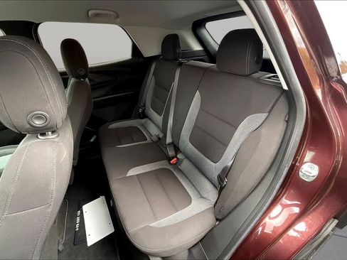 Used 2023 Chevrolet TrailBlazer LT w/ Convenience Package FWD image 25
