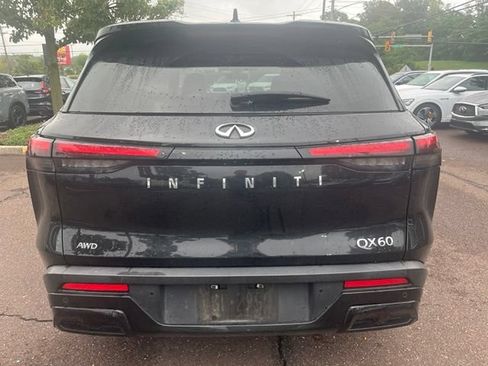 Certified 2023 INFINITI QX60 Luxe AWD/4WD image 4