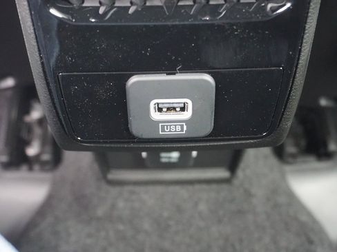 New 2026 Jeep Compass Limited image 11