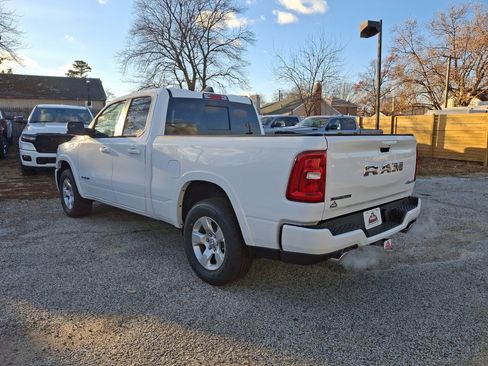 New 2025 RAM 1500 Big Horn AWD/4WD image 5