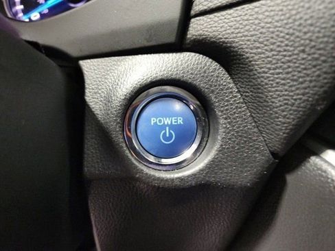 Used 2022 Toyota RAV4 XLE Premium image 36