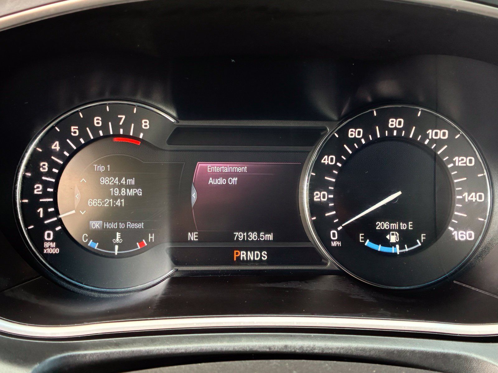 Used 2017 Lincoln MKX Reserve w/ Driver Assistance Package FWD image 23