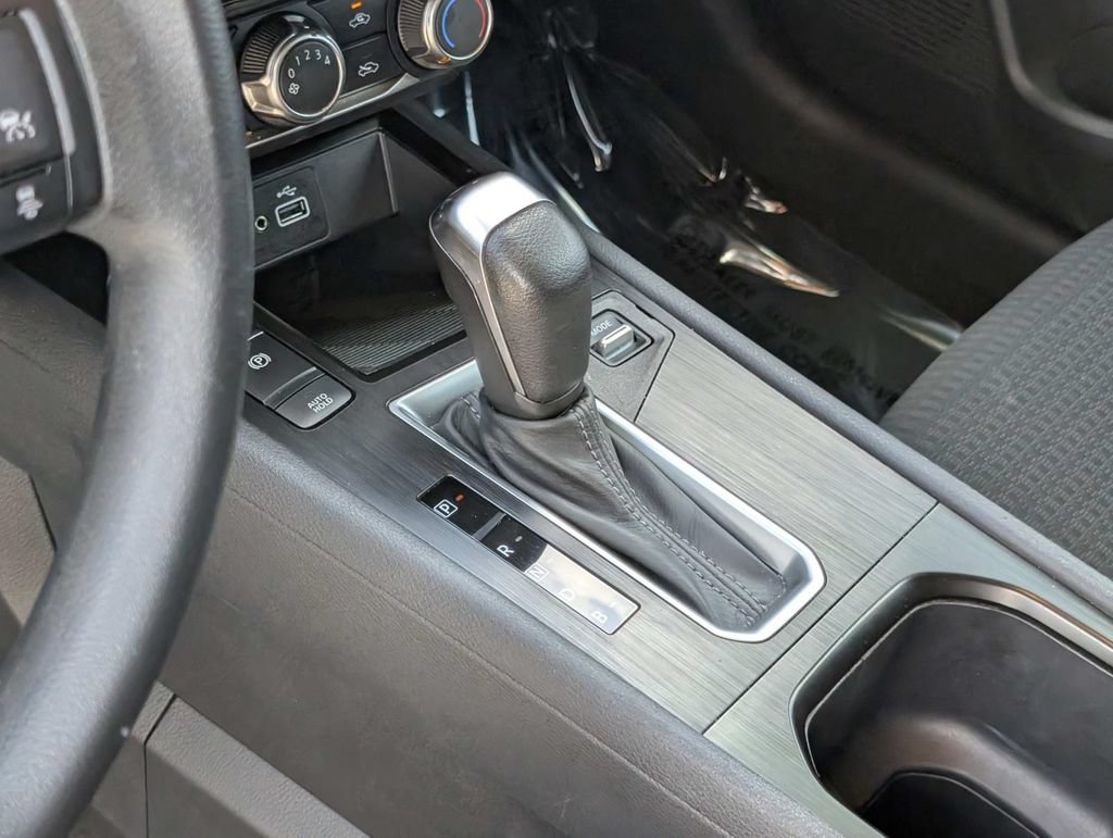 Used 2025 Nissan Kicks S FWD image 21