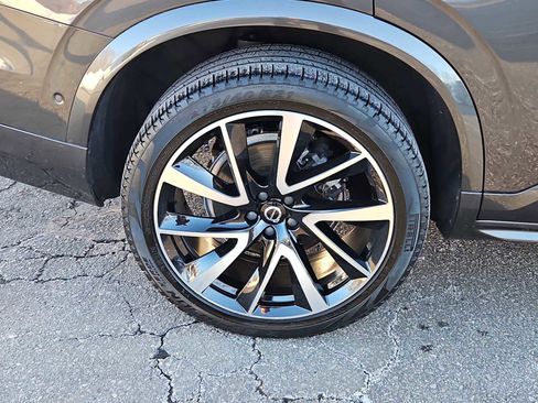 Used 2023 Volvo XC90 B6 Plus w/ Protection Package image 9