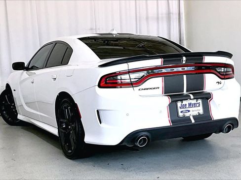 Used 2023 Dodge Charger R/T w/ Blacktop Package RWD image 10