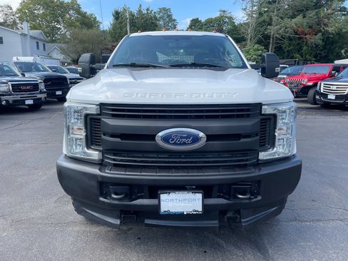 Used 2018 Ford F350 XL w/ Power Equipment Group AWD/4WD image 8