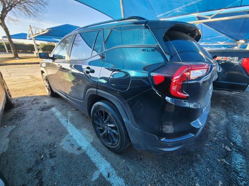 Certified 2023 GMC Terrain SLE w/ Driver Convenience Package image 3