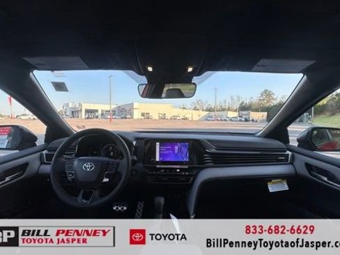 New 2026 Toyota Camry SE image 10