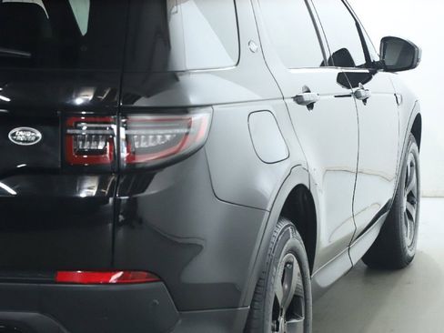 Used 2023 Land Rover Discovery Sport S image 47