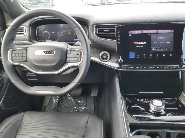 Used 2022 Jeep Wagoneer Series II w/ Premium Group I AWD/4WD image 13