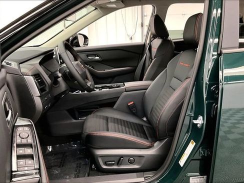 New 2026 Nissan Rogue SV AWD/4WD image 10