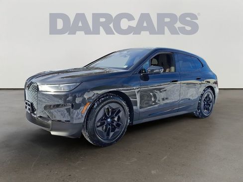 Used 2025 BMW iX xDrive50 w/ Premium Package image 3