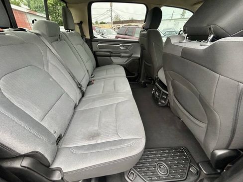 Used 2019 RAM 1500 Big Horn AWD/4WD image 14