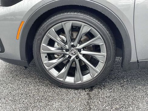 Used 2024 Toyota Crown Limited image 9