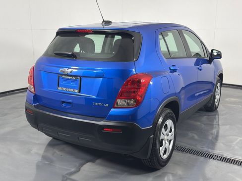 Used 2016 Chevrolet Trax LS w/ LPO, Protection Package FWD image 5