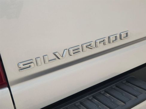 Used 2022 Chevrolet Silverado 2500 LT w/ Convenience Package AWD/4WD image 30