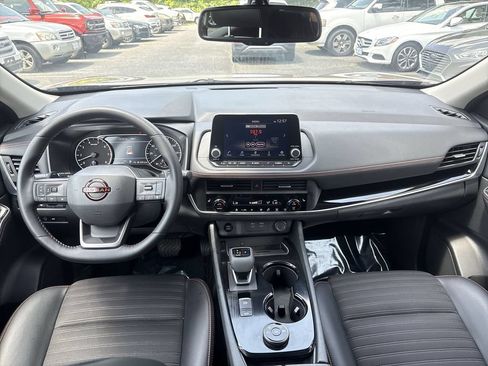 Used 2025 Nissan Rogue SV w/ Rock Creek Premium Package AWD/4WD image 22