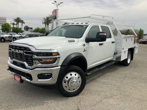 New 2026 RAM 5500 Tradesman w/ Chrome Appearance Group AWD/4WD image 1