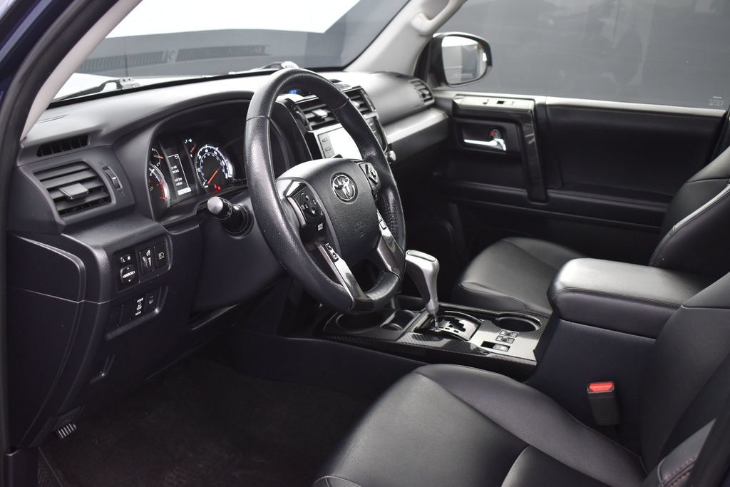 Used 2024 Toyota 4Runner TRD Off-Road Premium w/ Moonroof Package AWD/4WD image 21