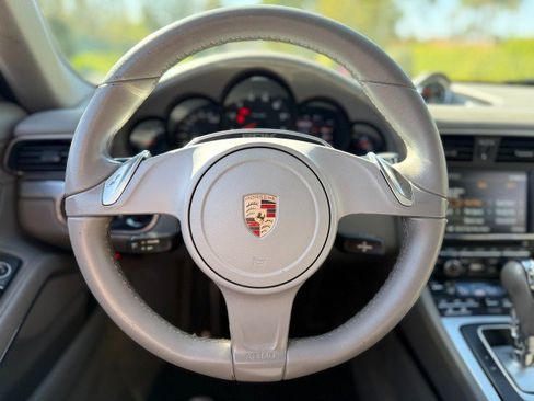 Used 2014 Porsche 911 Carrera image 13