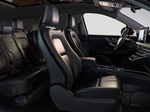 New 2026 Lincoln Corsair Premiere image 27