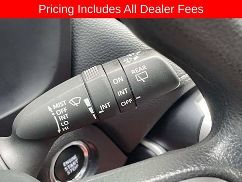 Used 2025 Toyota RAV4 XLE AWD/4WD image 29