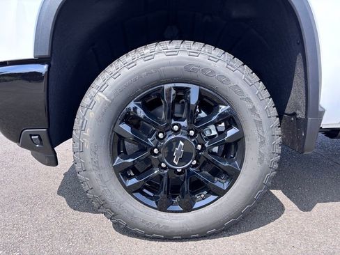 New 2025 Chevrolet Silverado 2500 LTZ w/ LTZ Plus Package image 30