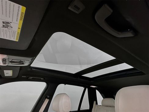 Used 2018 BMW X5 sDrive35i image 11