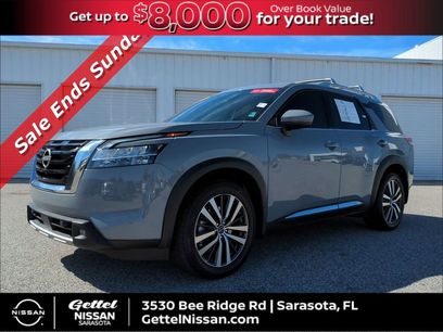 Certified 2022 Nissan Pathfinder Platinum w/ Cargo Package