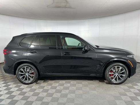 New 2026 BMW X5 M60i image 27