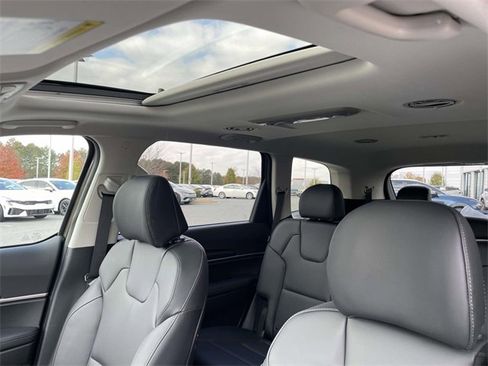 New 2025 Kia Telluride S image 29