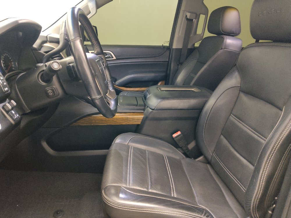 Used 2019 GMC Yukon Denali RWD image 17