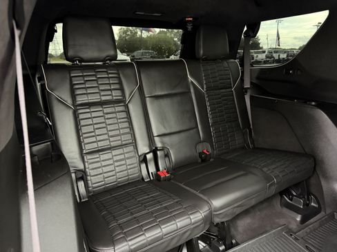 Used 2023 Cadillac Escalade Sport Platinum w/ LPO, ONYX Package AWD/4WD image 39