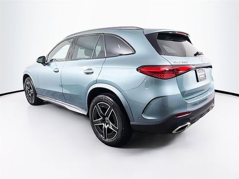 New 2025 Mercedes-Benz GLC 300 4MATIC image 5