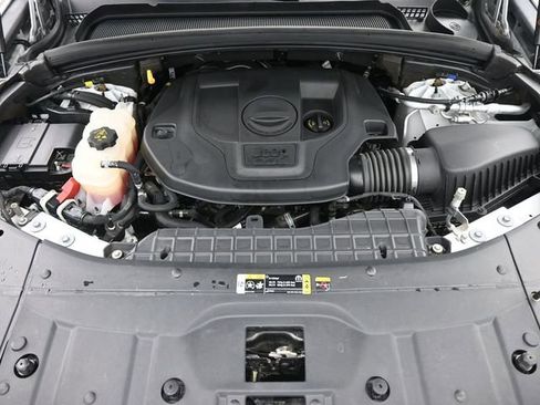 Used 2023 Jeep Grand Cherokee Overland AWD/4WD image 22