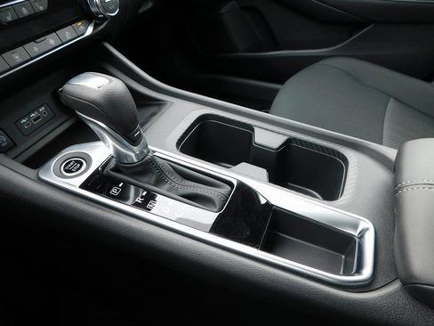 Used 2025 Nissan Sentra SV w/ All-Weather Package image 25