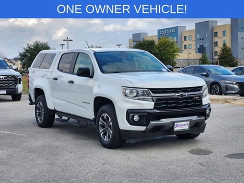 Used 2021 Chevrolet Colorado Z71 w/ Safety Package image 2