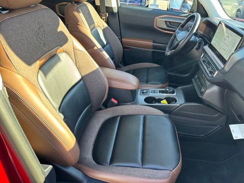 Used 2025 Ford Bronco Sport Outer Banks w/ Outer Banks Tech Package+ image 35