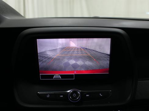 Used 2023 Chevrolet Camaro LT RWD image 17