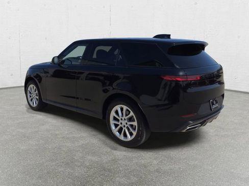 Used 2025 Land Rover Range Rover Sport SE AWD/4WD image 7