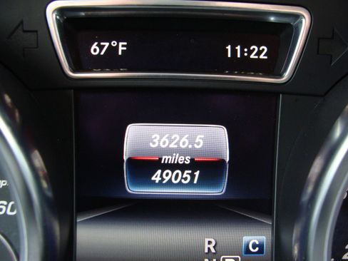 Used 2019 Mercedes-Benz GLE 400 4MATIC image 14
