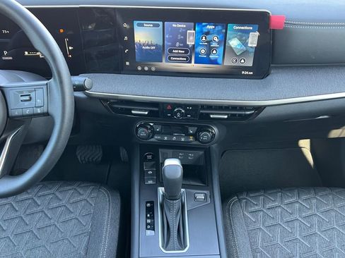 New 2026 Nissan Kicks SV image 3