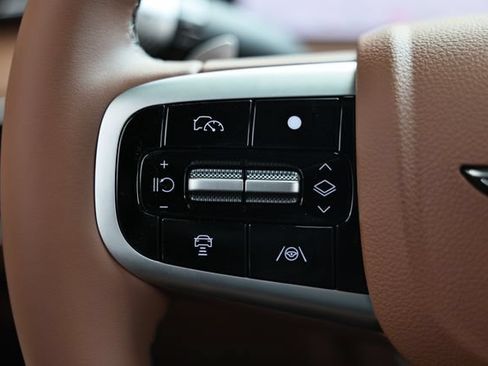 New 2026 Genesis GV70 2.5T Advanced AWD/4WD image 35