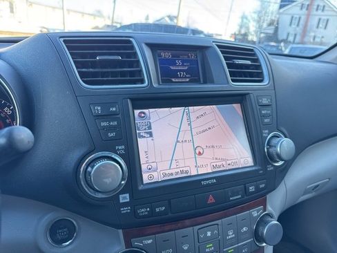 Used 2011 Toyota Highlander Limited image 14