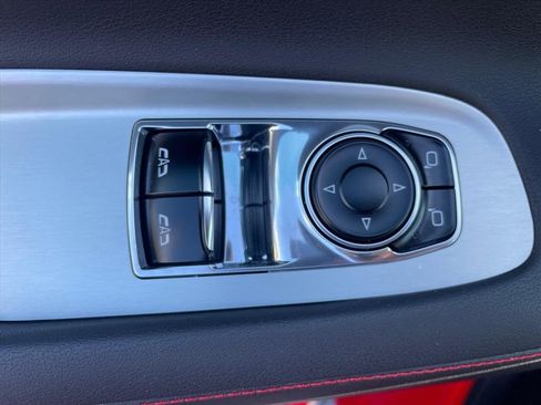 Used 2023 Chevrolet Corvette Stingray Coupe w/ Z51 Performance Package image 12