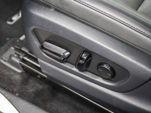 Used 2025 Lexus RZ 450e w/ Accessory Package (2T) image 22