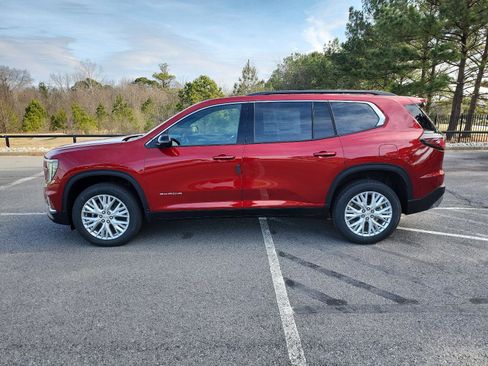 Used 2026 GMC Acadia Elevation w/ Elevation Premium Package FWD image 2