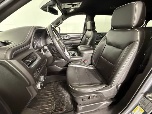 Used 2021 GMC Yukon XL SLT AWD/4WD image 5
