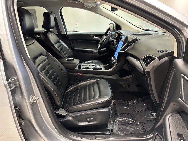 Certified 2022 Ford Edge SEL w/ Convenience Package AWD/4WD image 6