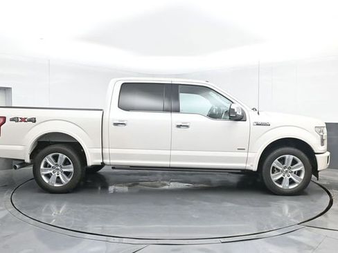 Used 2017 Ford F150 Platinum w/ Equipment Group 701A Luxury AWD/4WD image 11